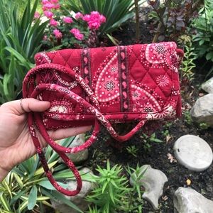 Vera Bradley trifold crossbody 🌙